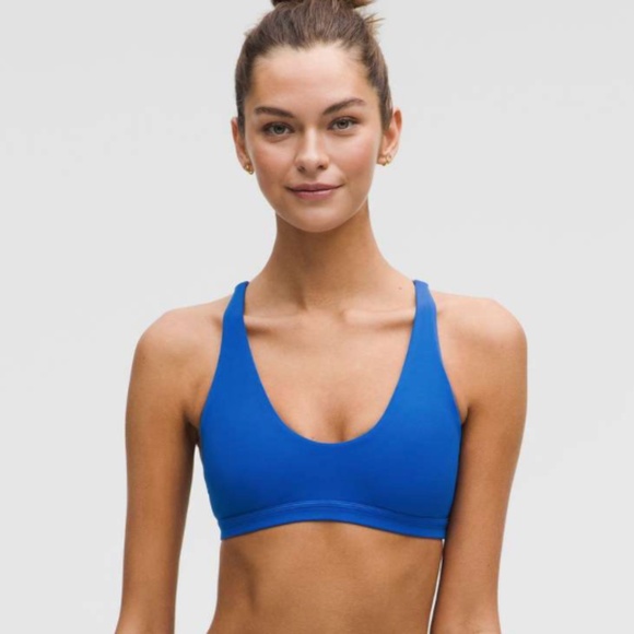 NWT Lululemon Nulu Strappy Scoop-Neck Bra Size 6 - Picture 1 of 6